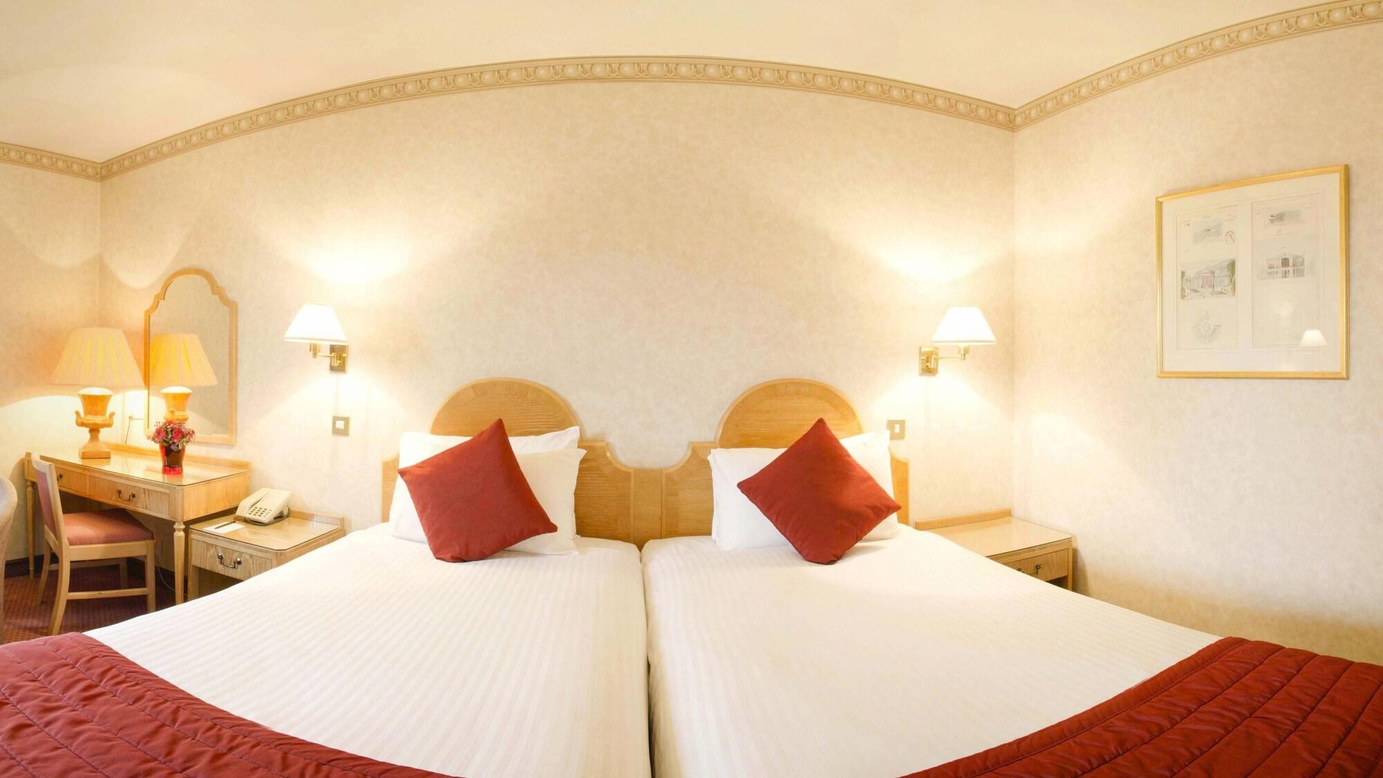 Copthorne Effingham Gatwick Hotel Ngoại thất bức ảnh